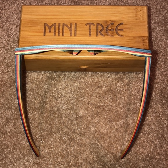 Mini Tree wooden sunglasses with case - Picture 7 of 12